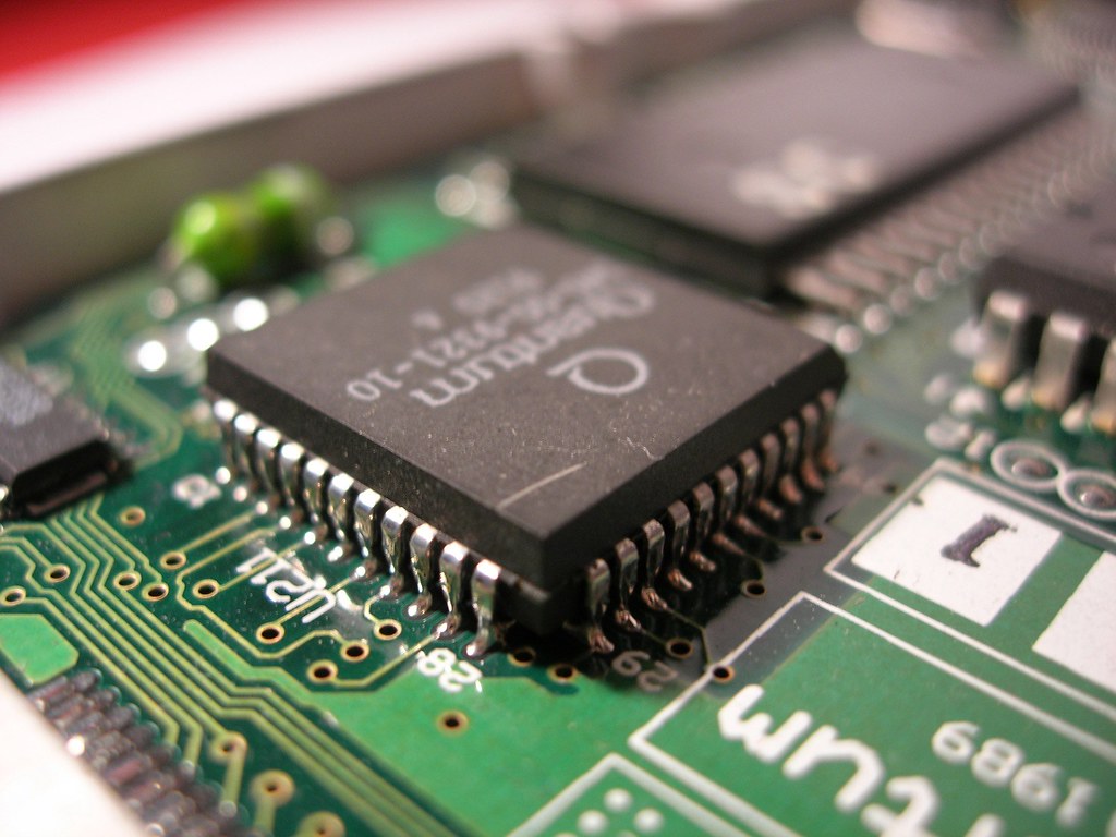 Sourcing Electronic Components for IoT: A Buyer's Field Guide