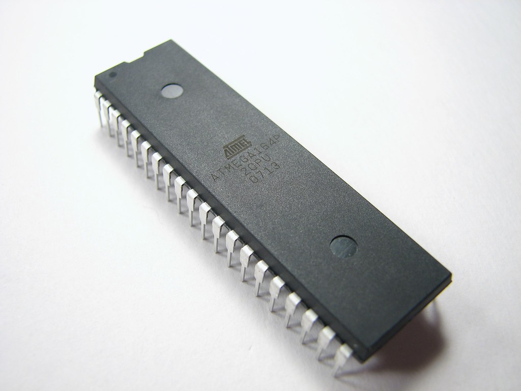 Crystal Oscillator Supplier Guide: Specs, Lead Times, Pitfalls